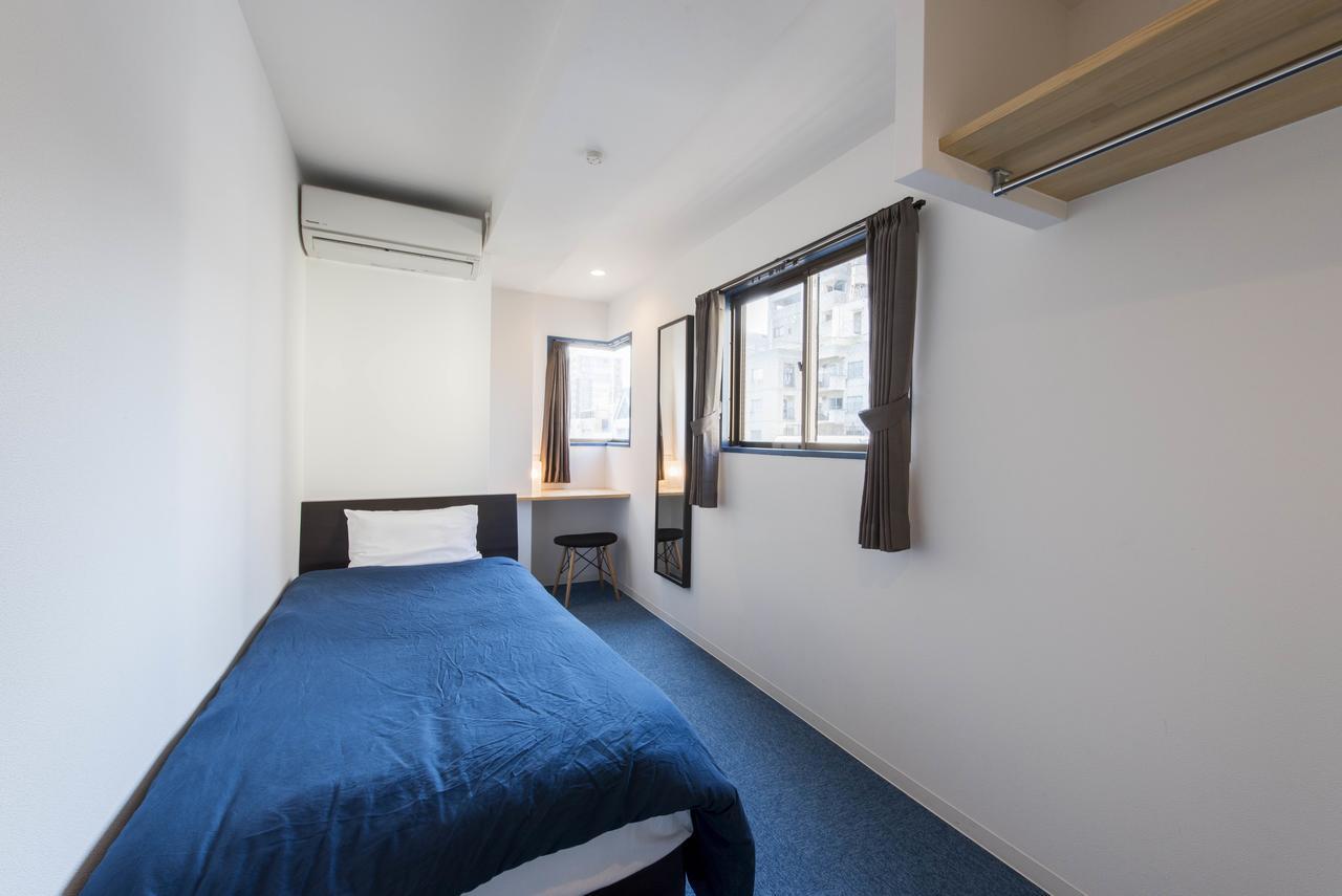 Tabist World Travelers Hostel Ueno Токио Экстерьер фото