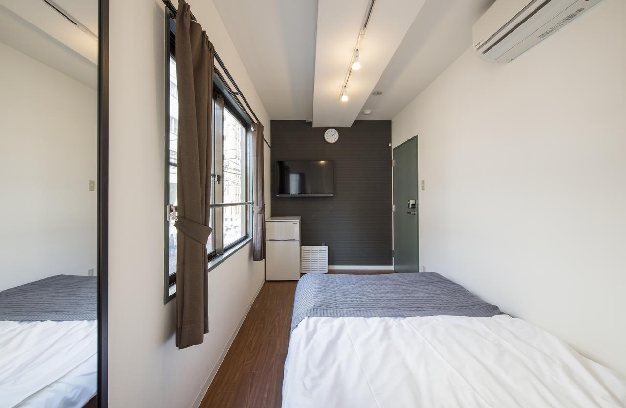 Tabist World Travelers Hostel Ueno Токио Экстерьер фото